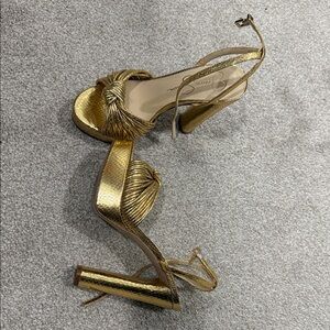 Jessica Simpson platform heels